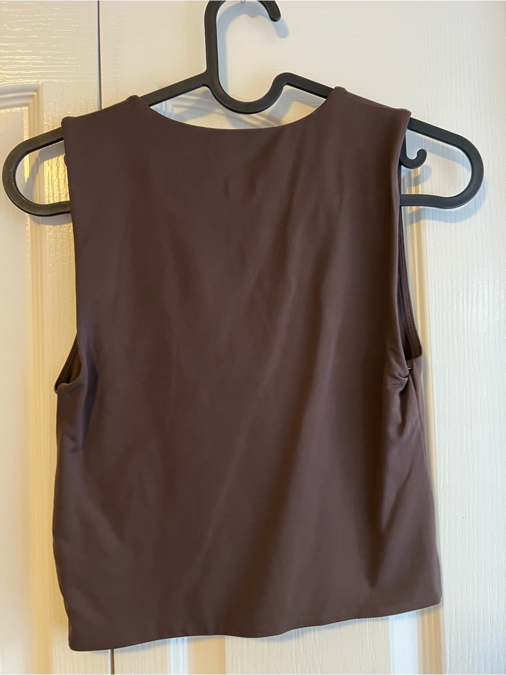 Aritzia Babaton Contour Muscle Tank Top - Picture 3 of 5